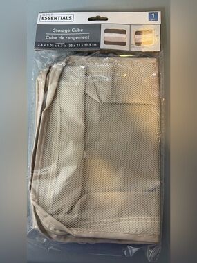 Closet Essentials Beige Mesh zipper Storage Cube travel on the go